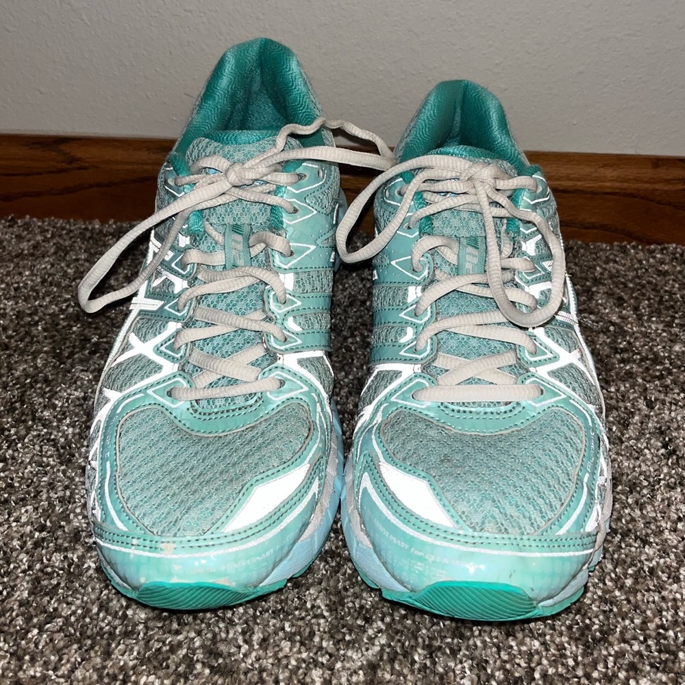 ASICS gel kayano 20